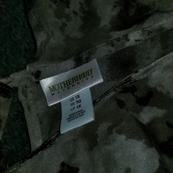 Many Shades of Gray Blouse - Picture 6 of 6